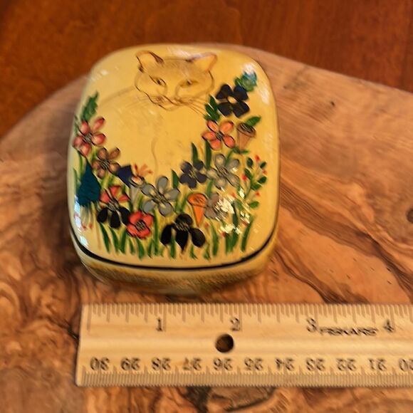 Vintage Cat Laquer Trinket Box - Picture 6 of 7